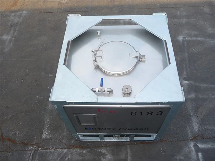 stainless steel manhole